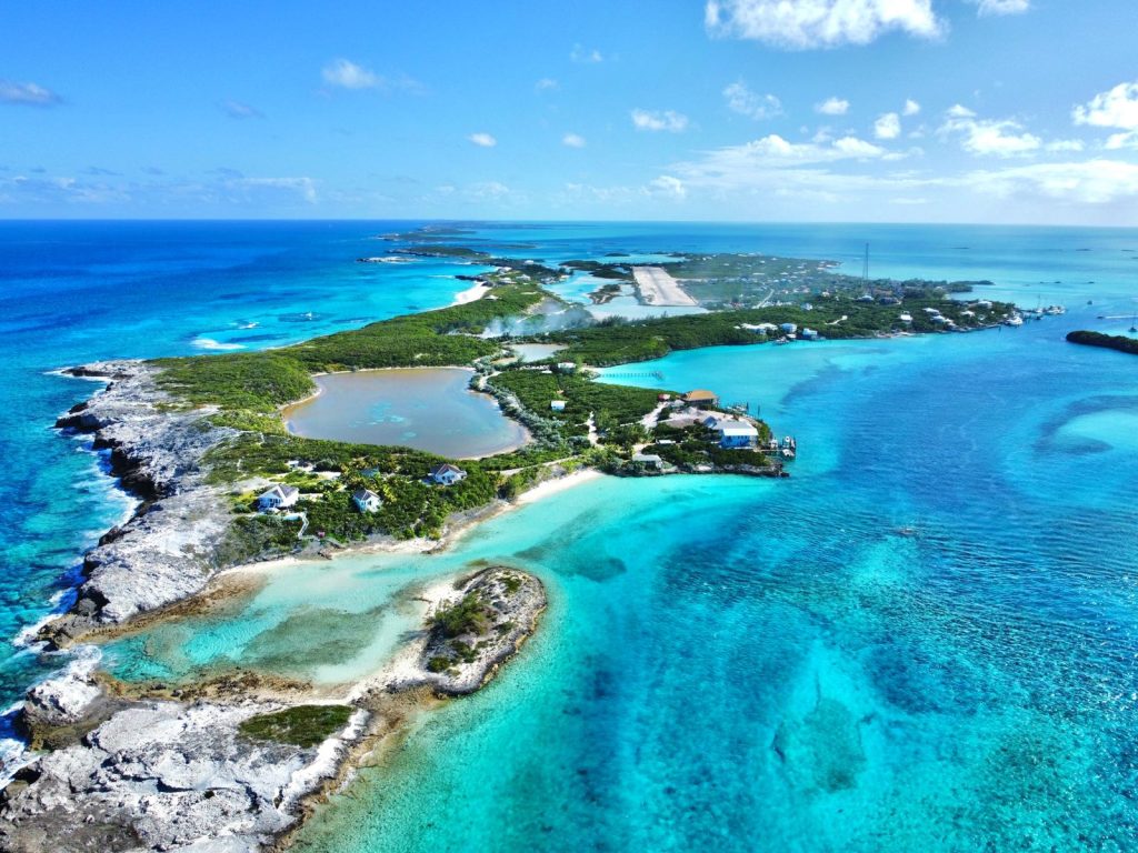 Exumas, Bahamas (Things to Do, Where to Stay +More)